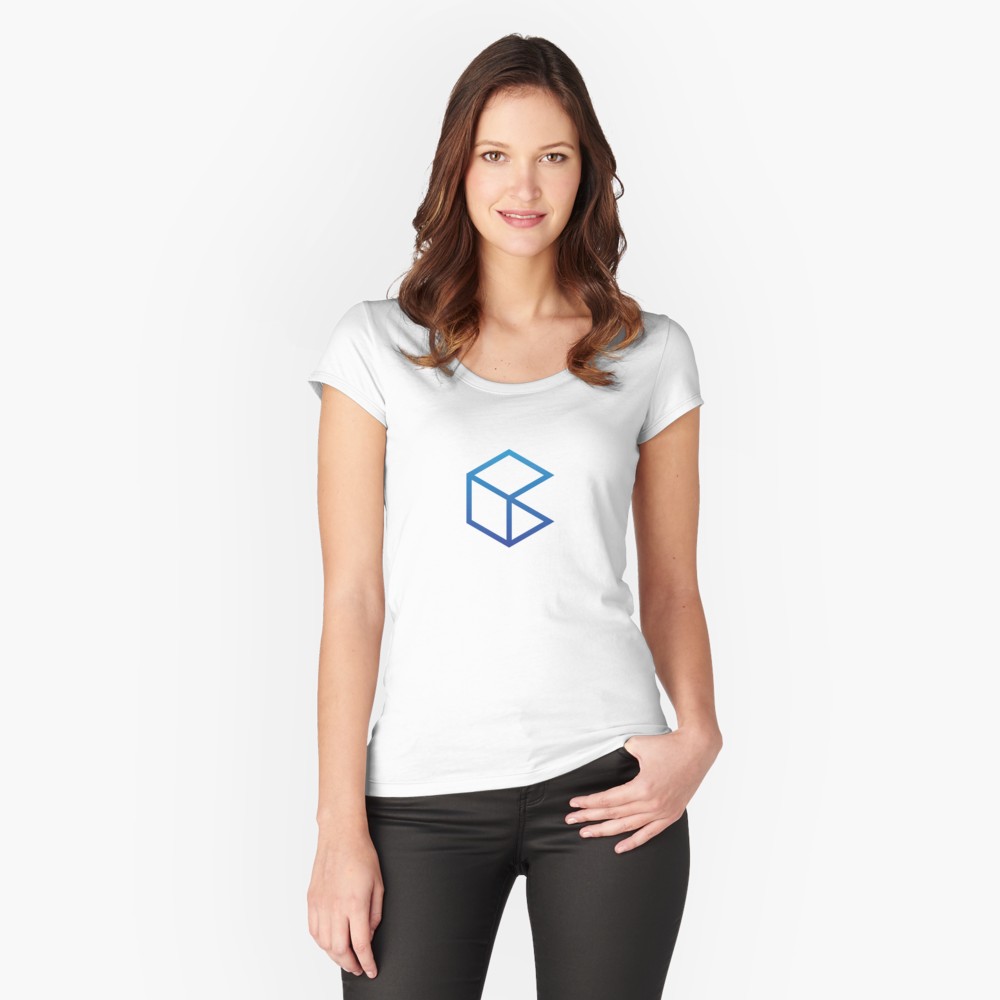 Cabot Technologies - T-Shirt Female Model